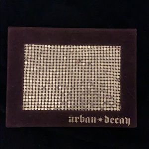 Urban decay eyeshadow pallet